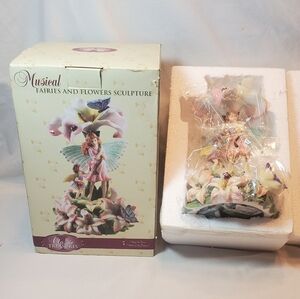 Classic Treasures Musical Fairies and Flowers Sculpture "Waltz Of The Flowers"